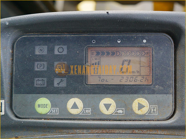Xe nâng điện đứng lái KOMATSU FB15RL-15