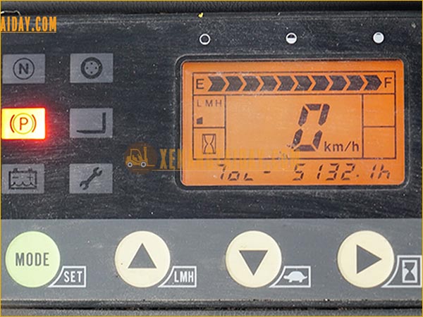 Xe nâng điện đứng lái KOMATSU FB15RL-15