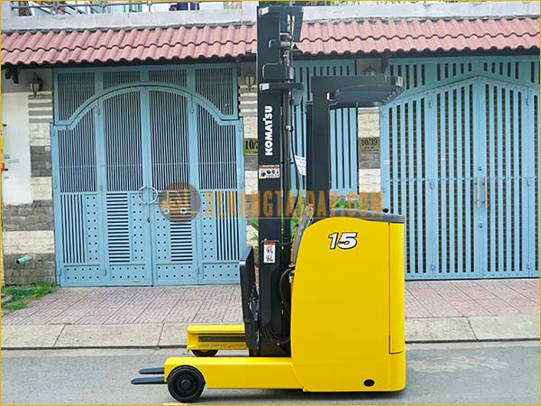 Xe nâng điện đứng lái KOMATSU FB15RL-15