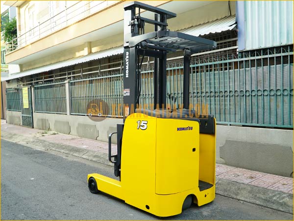 Xe nâng điện đứng lái KOMATSU FB15RL-15