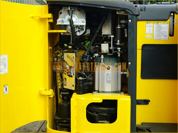 Xe nâng điện đứng lái KOMATSU FB15RL-15