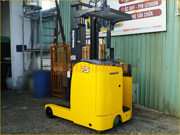 Xe nâng điện đứng lái KOMATSU FB15RL-15