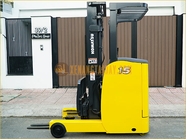 Xe nâng điện đứng lái KOMATSU FB15RL-15
