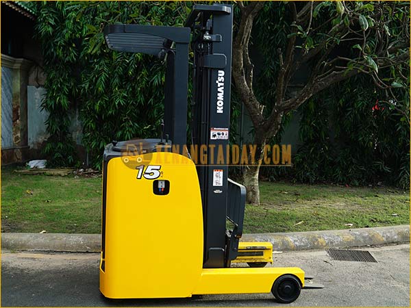 Xe nâng điện đứng lái KOMATSU FB15RL-15