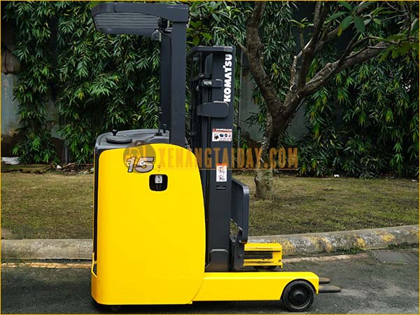 Xe nâng điện đứng lái KOMATSU FB15RL-15