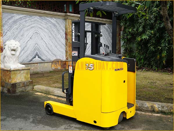 Xe nâng điện đứng lái KOMATSU FB15RL-15