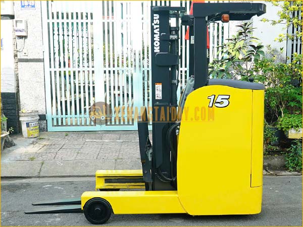 Xe nâng điện đứng lái KOMATSU FB15RP-15