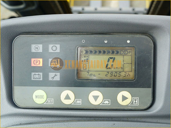 Xe nâng điện đứng lái KOMATSU FB15RP-15