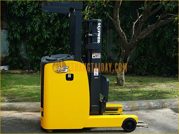 Xe nâng điện đứng lái KOMATSU FB15RS-15