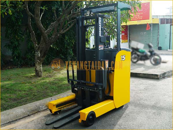 Xe nâng điện đứng lái KOMATSU FB15RS-15