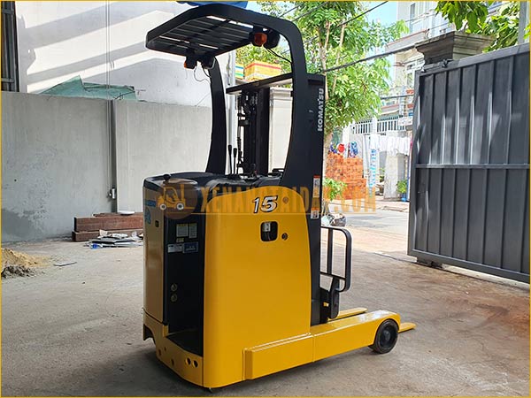 Xe nâng điện đứng lái KOMATSU FB15RW-14