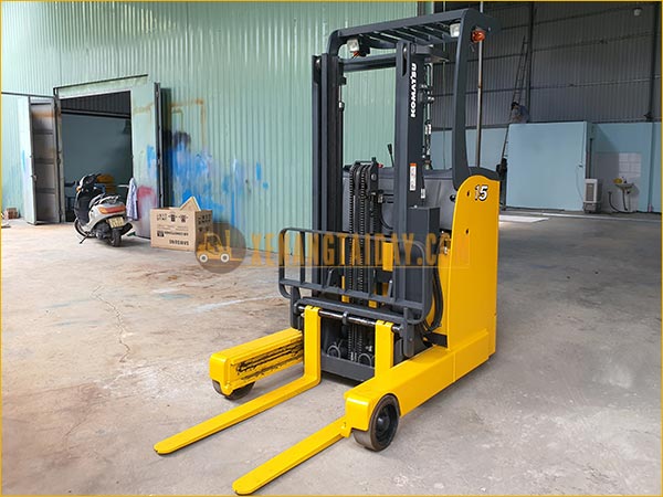 Xe nâng điện đứng lái KOMATSU FB15RW-14