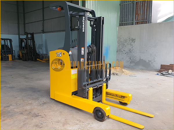 Xe nâng điện đứng lái KOMATSU FB15RW-14