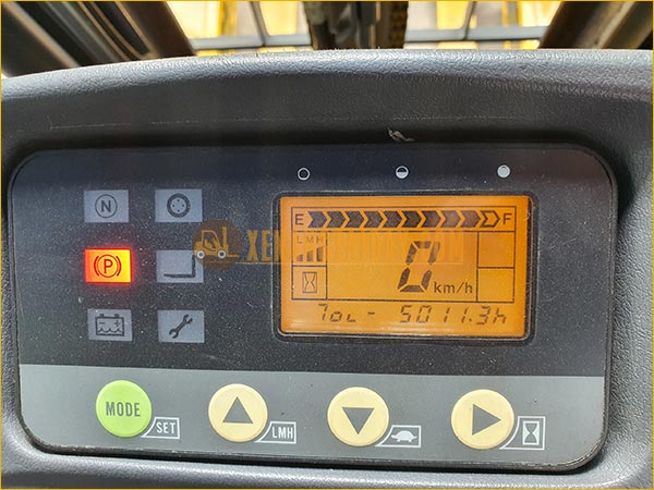 Xe nâng điện đứng lái KOMATSU FB15RW-14