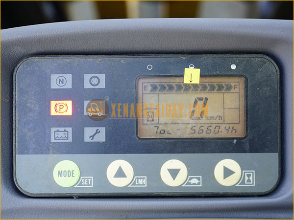 Xe nâng điện đứng lái KOMATSU FB15RW-15