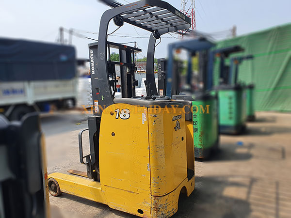 Xe nâng điện đứng lái Komatsu FB18RL-14