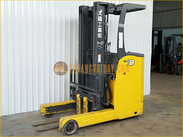 Xe nâng điện đứng lái KOMATSU FB18RL-14