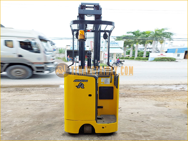 Xe nâng điện đứng lái Komatsu FB18RL-15