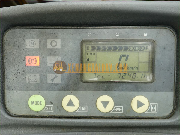 Xe nâng điện đứng lái KOMATSU FB18RL-15