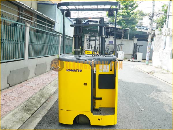 Xe nâng điện đứng lái KOMATSU FB18RL-15
