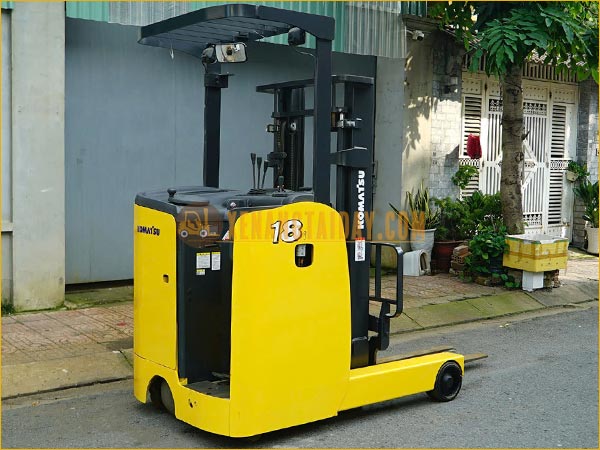 Xe nâng điện đứng lái KOMATSU FB18RL-15