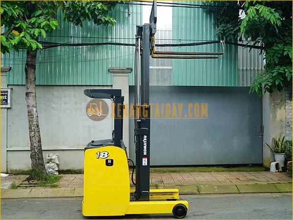 Xe nâng điện đứng lái KOMATSU FB18RL-15