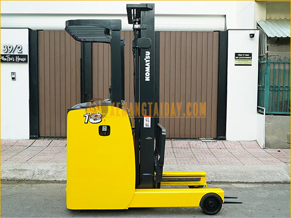 Xe nâng điện đứng lái KOMATSU FB18RL-15