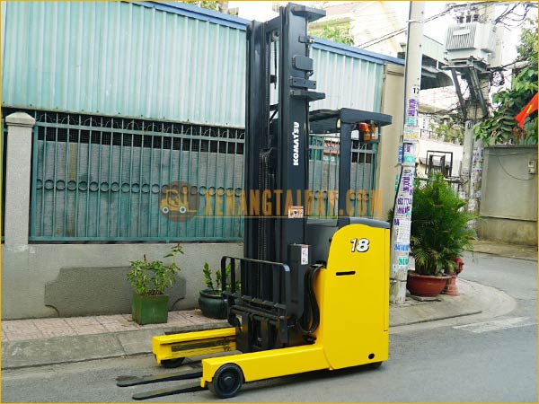 Xe nâng điện đứng lái KOMATSU FB18RL-15 gắn pin lithum 48V - 280Ah PKGFF48280