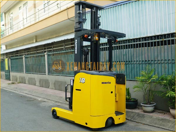 Xe nâng điện đứng lái KOMATSU FB18RL-15 gắn pin lithum 48V - 280Ah PKGFF48280