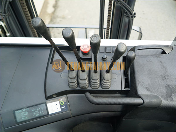 Xe nâng điện đứng lái NICHIYU FBR14-80-300AF