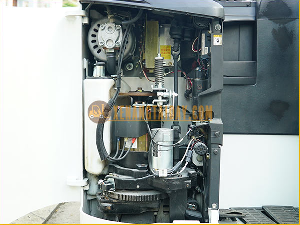 Xe nâng điện đứng lái NICHIYU FBR14-80-300AF