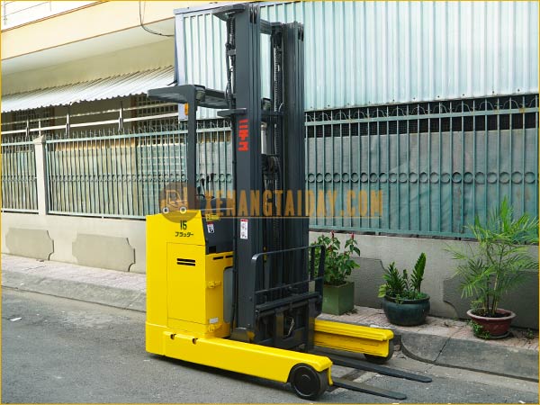 Xe nâng điện đứng lái NICHIYU FBRAW15-63-650M gắn pin lithum 48V - 230Ah PKGFF48230