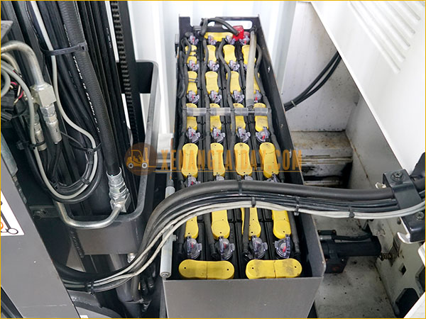 Xe nâng điện đứng lái NICHIYU FBRM12-80-500M