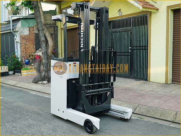 Xe nâng điện đứng lái NICHIYU FBRM12-80B-550MCS