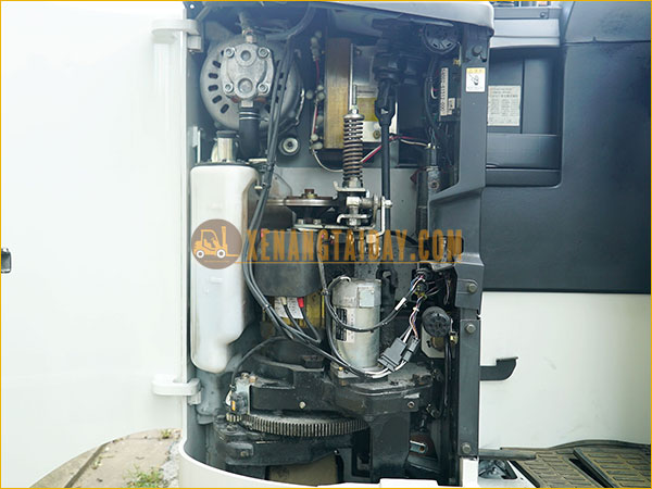 Xe nâng điện đứng lái NICHIYU FBRM15-80-300, khung 3m, 2015, 3190 giờ