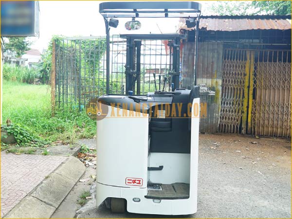 Xe nâng điện đứng lái NICHIYU FBRM15-80-300, khung 3m, 2015, 3190 giờ