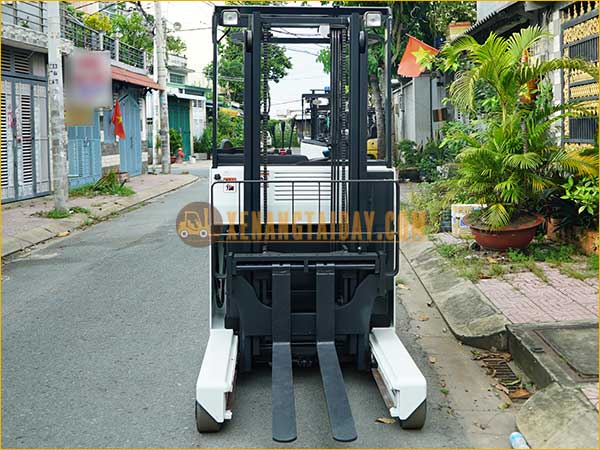 Xe nâng điện đứng lái NICHIYU FBRM15-80-300