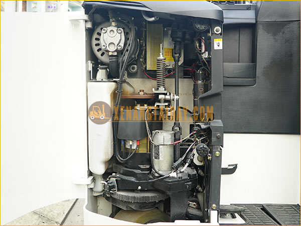 Xe nâng điện đứng lái NICHIYU FBRM15-80-350PFL