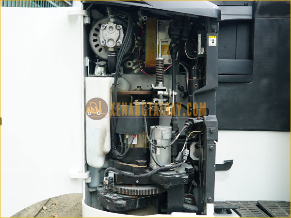 Xe nâng điện đứng lái NICHIYU FBRM15-80B-300
