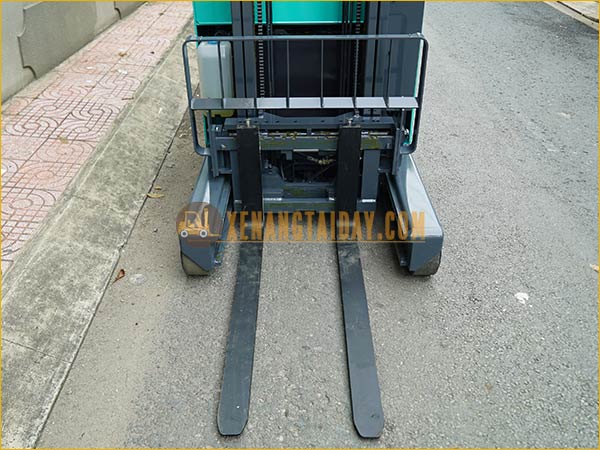 Xe nâng điện đứng lái NICHIYU FBRM15-85-350