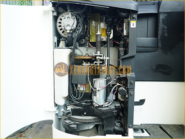 Xe nâng điện đứng lái NICHIYU FBRM15-85B-400SF