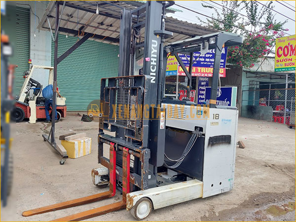 Xe nâng điện đứng lái Nichiyu FBRM18-R80-400B