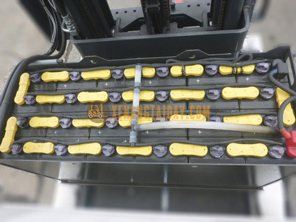 Xe nâng điện đứng lái Nichiyu FBRMW18