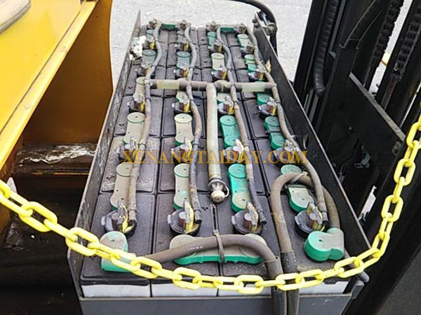 Xe nâng điện đứng lái TCM FRB15-8