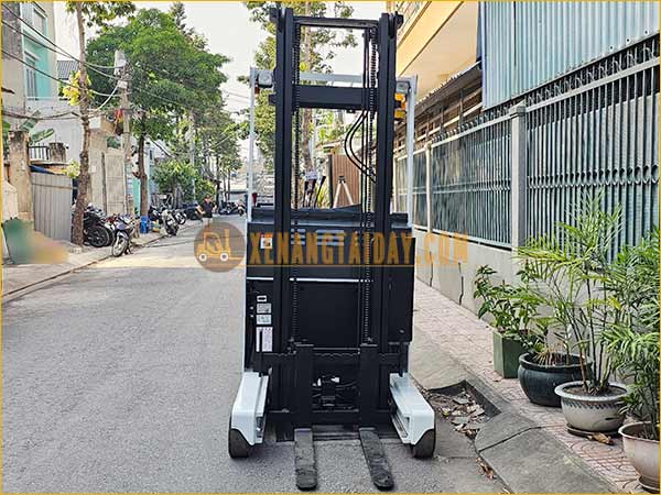 Xe nâng điện đứng lái TCM - UNICARRIERS FRHB18-8