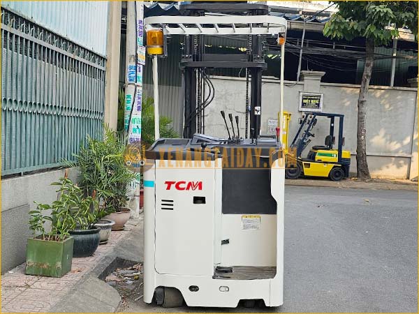 Xe nâng điện đứng lái TCM - UNICARRIERS FRHB18-8