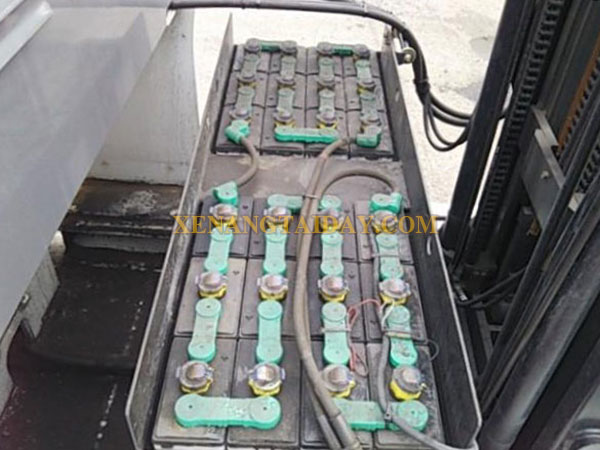 Xe nâng điện đứng lái Unicarriers FRHB20-8A
