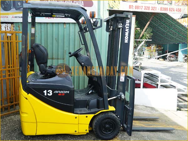 Xe nâng điện ngồi lái KOMATSU FB13M-12