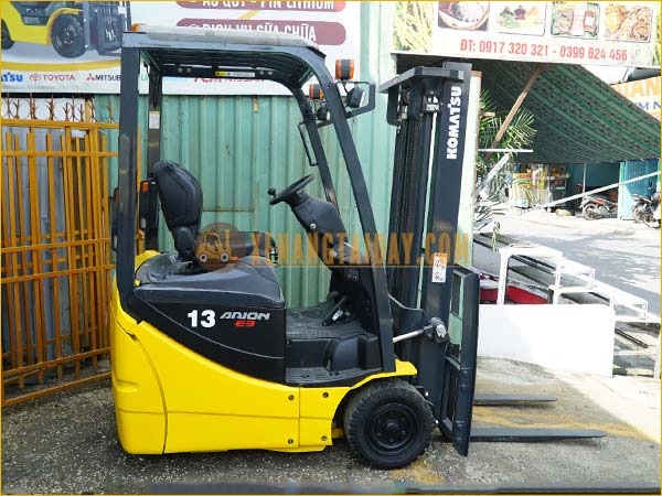 Xe nâng điện ngồi lái KOMATSU FB13M-12