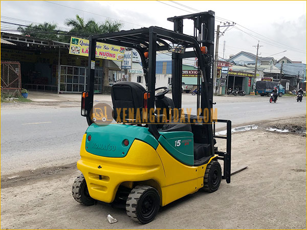 Xe nâng điện ngồi lái KOMATSU FB15-12
